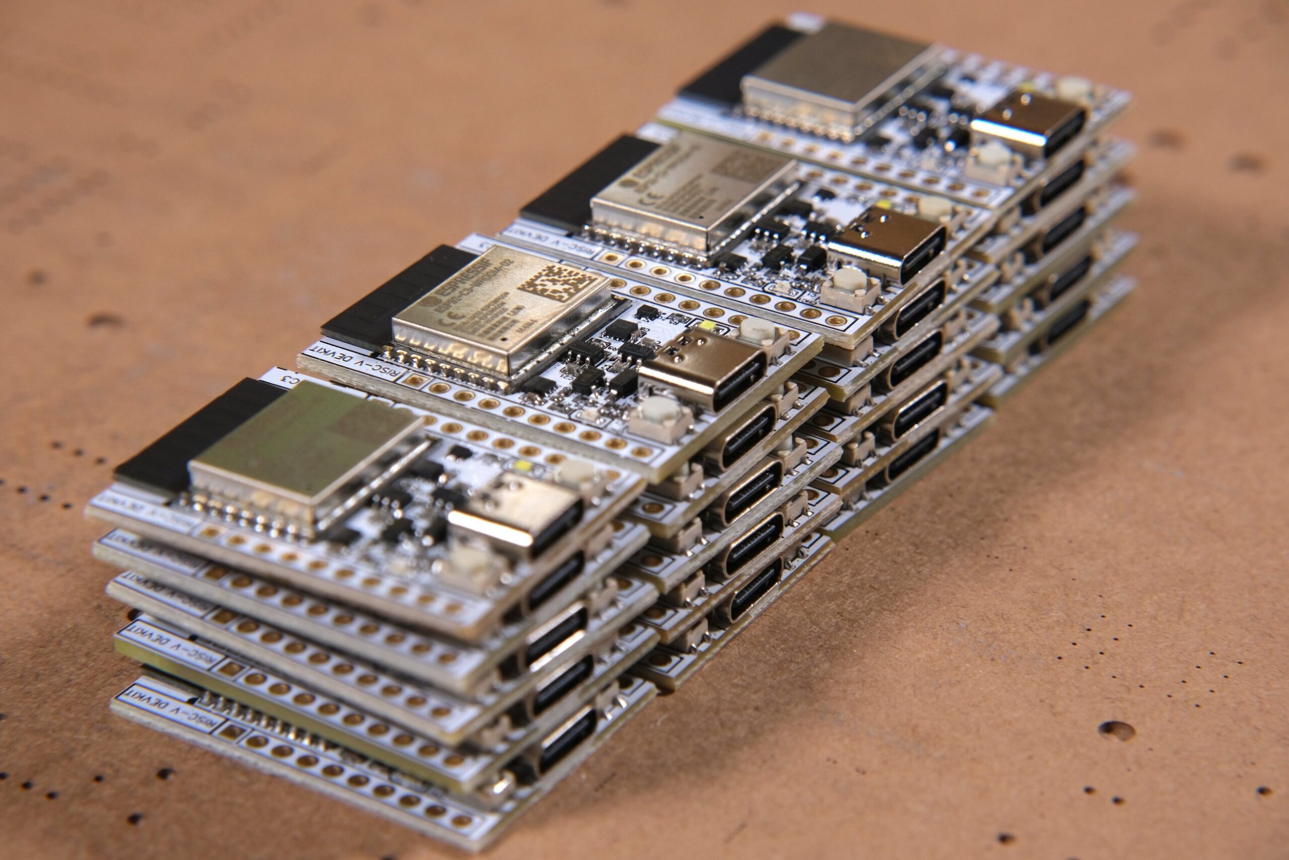 NanoCell V2.1- это плата на базе ESP32-C3 с питанием от батареи работает  поддерживает ESPHome для интеграции Home Assistant – CNXSoft- новости  Android-приставок и встраиваемых систем