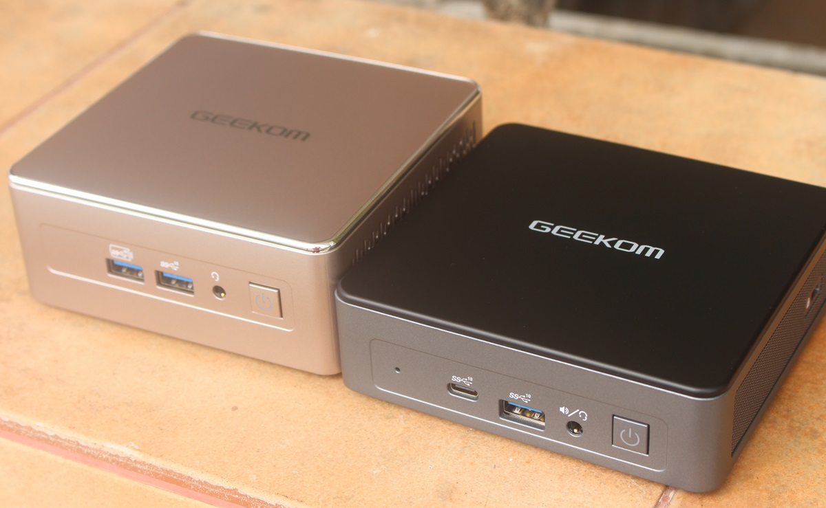GEEKOM Mini Air12 vs GEEKOM A5 size GEEKOM Mini Air12 vs GEEKOM A5 size
