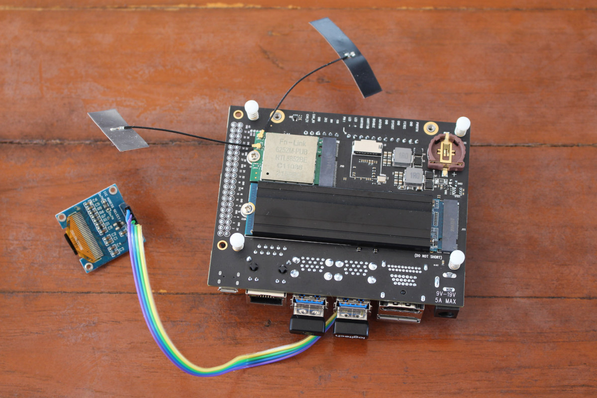 Leetop A206 M2 MVMe SSD WiFi 6 module Leetop A206 M.2 MVMe SSD and WiFi 6 module