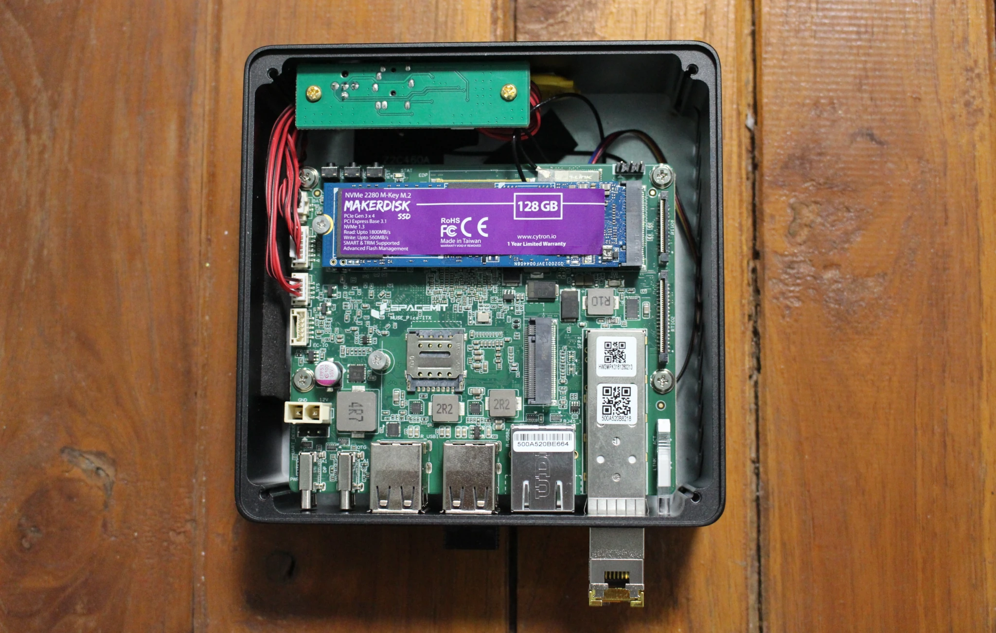 SpacemiT K3 Pico-ITX Chassis Kit M.2 NVMe SSD installation SpacemiT K3 Pico-ITX Chassis Kit M.2 NVMe SSD installation